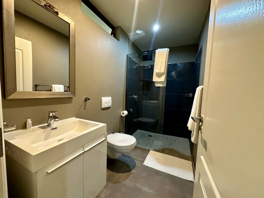 To Let 2 Bedroom Property for Rent in Sandown Gauteng