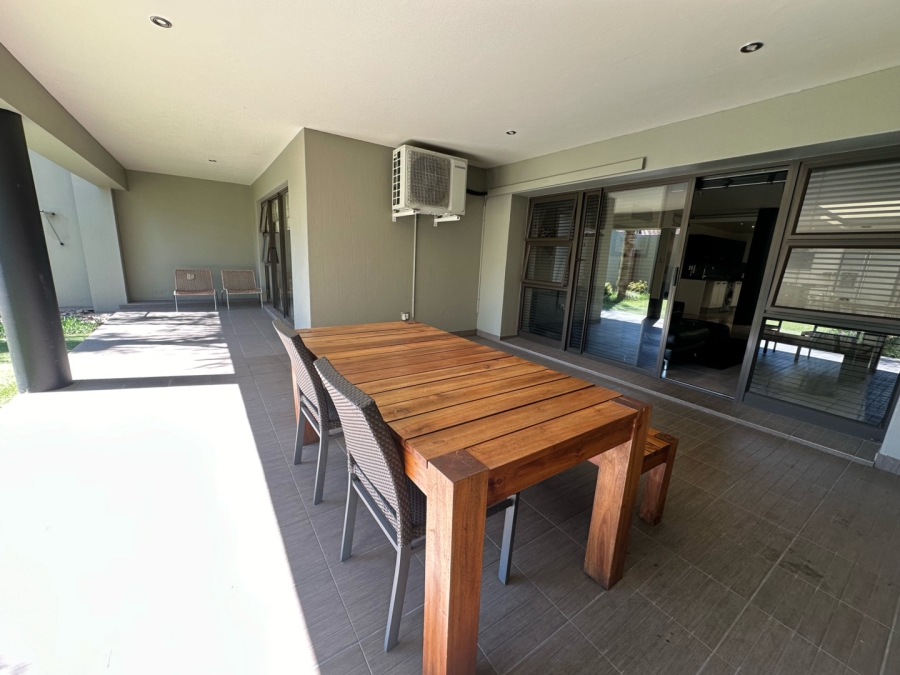 To Let 2 Bedroom Property for Rent in Sandown Gauteng