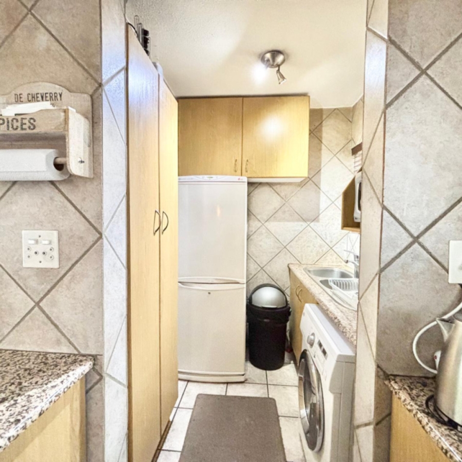 To Let 2 Bedroom Property for Rent in Morningside Gauteng