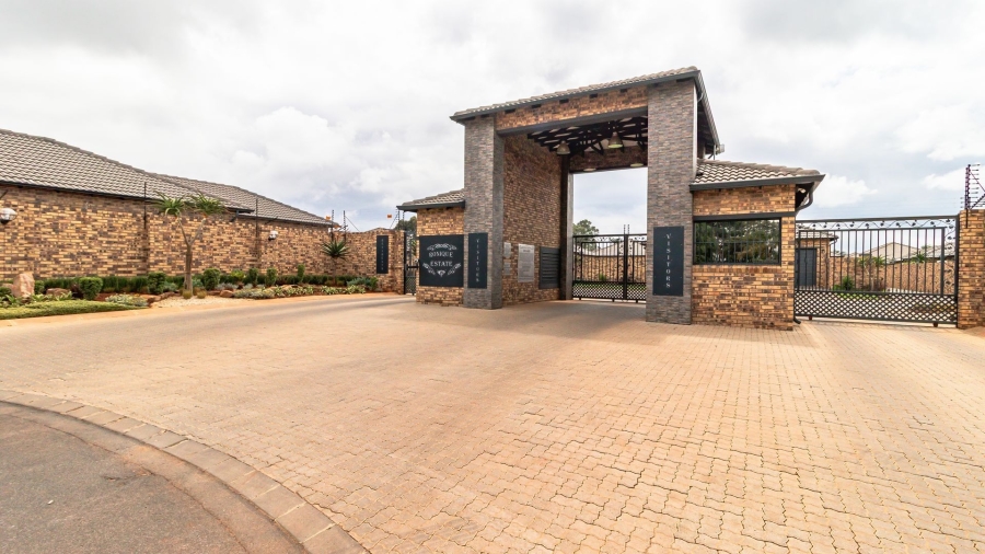 3 Bedroom Property for Sale in Dayanglen Gauteng