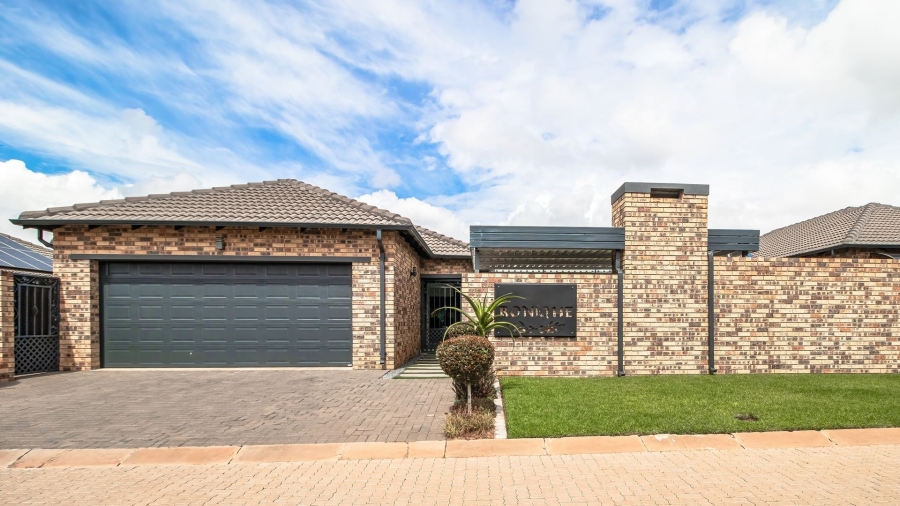 3 Bedroom Property for Sale in Dayanglen Gauteng