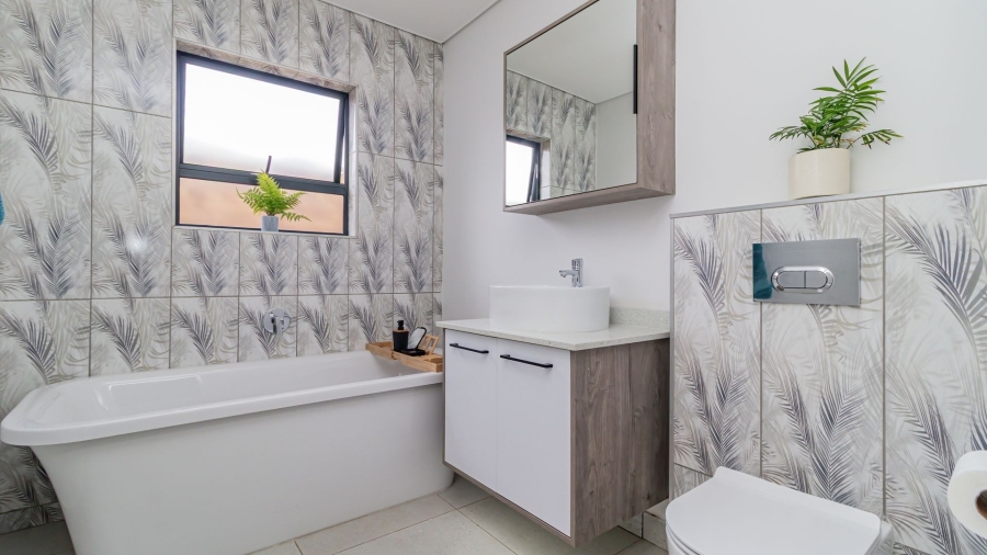 3 Bedroom Property for Sale in Dayanglen Gauteng