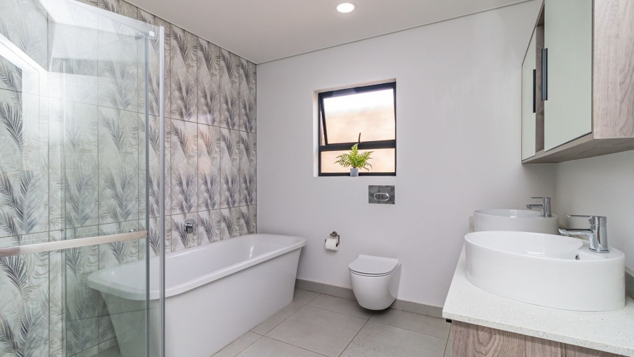 3 Bedroom Property for Sale in Dayanglen Gauteng