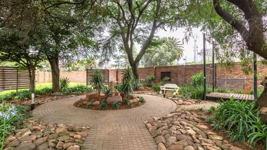 3 Bedroom Property for Sale in Dayanglen Gauteng