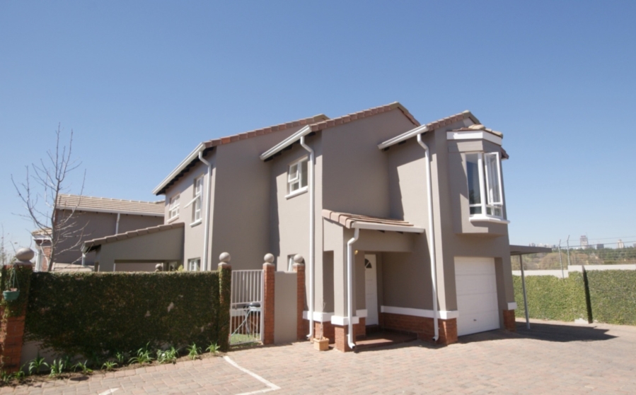 To Let 3 Bedroom Property for Rent in Bryanston Gauteng