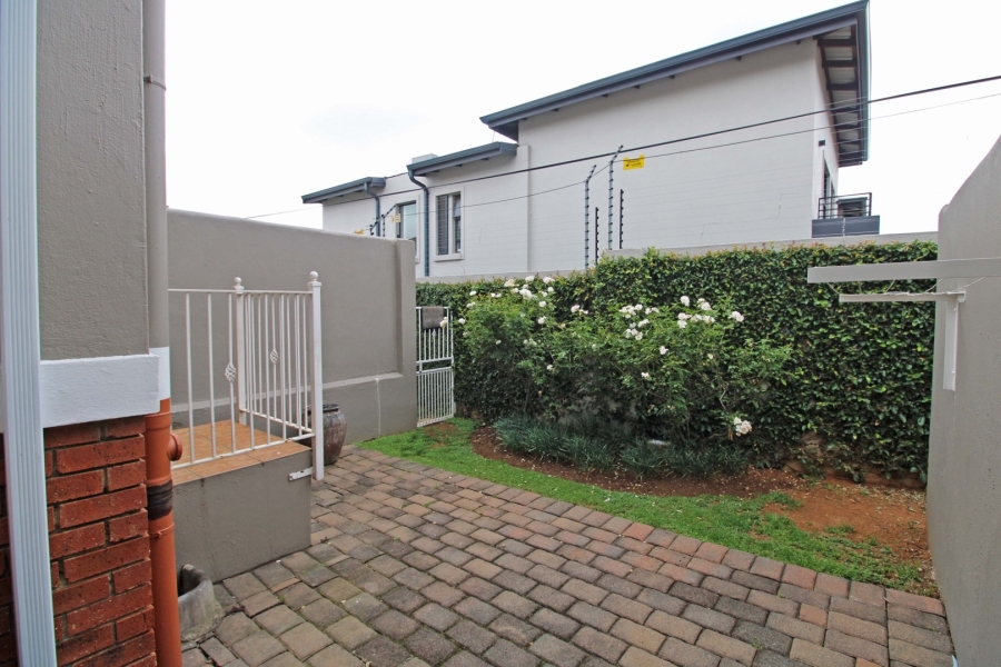 To Let 3 Bedroom Property for Rent in Bryanston Gauteng