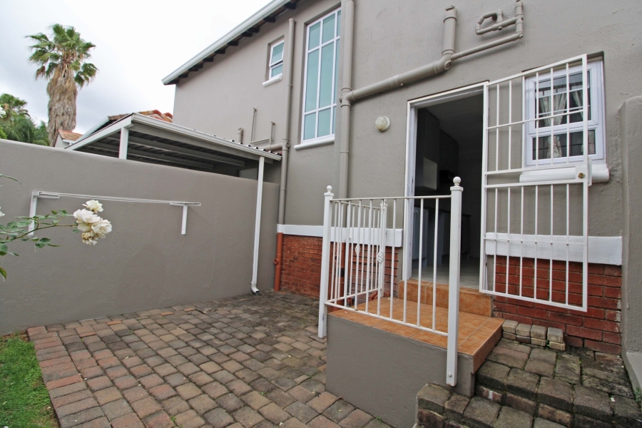 To Let 3 Bedroom Property for Rent in Bryanston Gauteng