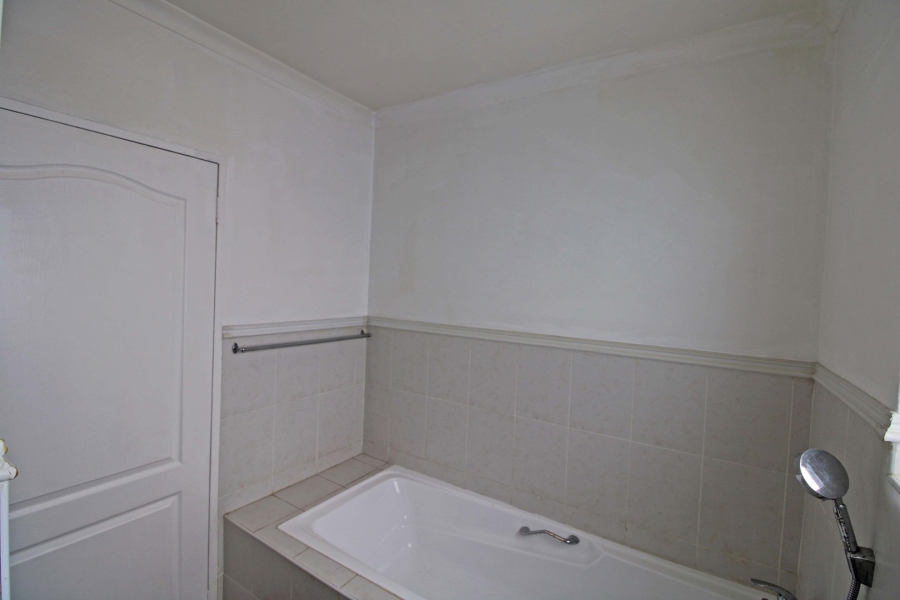 To Let 3 Bedroom Property for Rent in Bryanston Gauteng