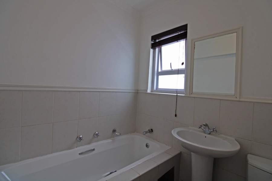 To Let 3 Bedroom Property for Rent in Bryanston Gauteng