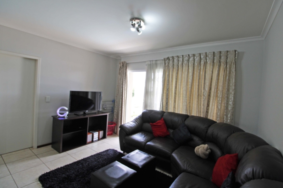 To Let 3 Bedroom Property for Rent in Edenburg Gauteng