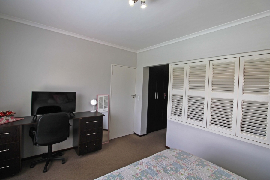 To Let 3 Bedroom Property for Rent in Edenburg Gauteng