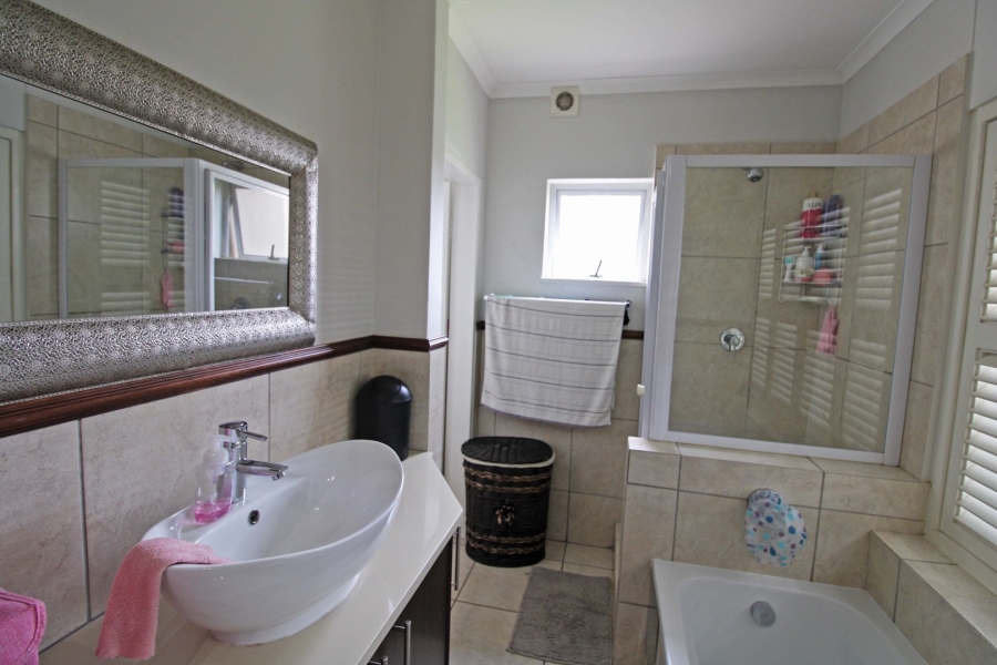 To Let 3 Bedroom Property for Rent in Edenburg Gauteng