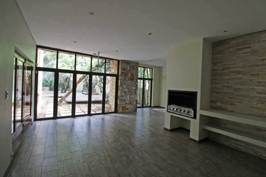 To Let 4 Bedroom Property for Rent in Bryanston Gauteng