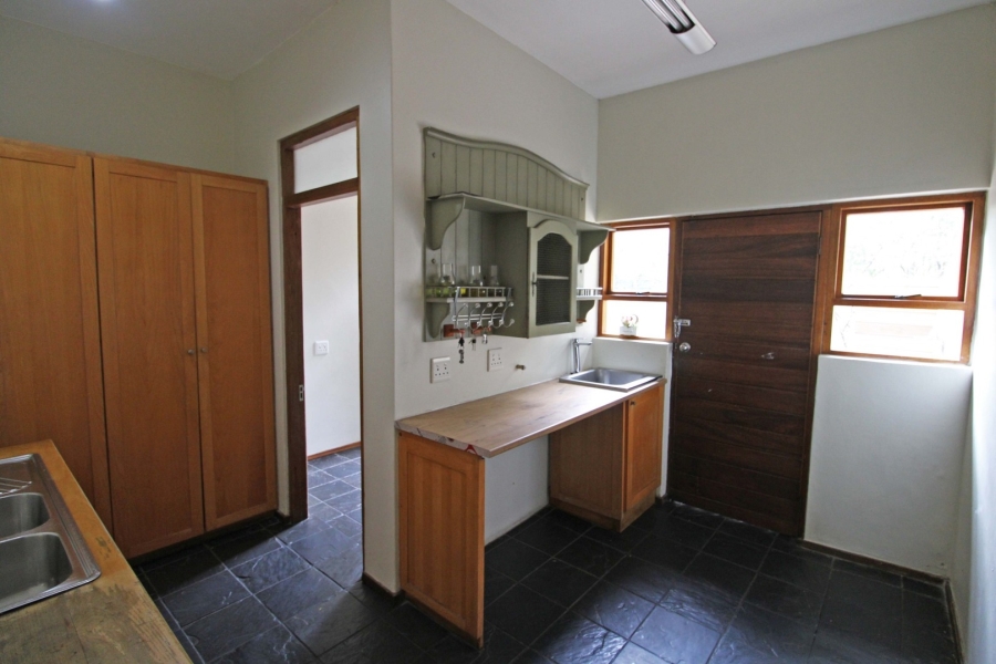 To Let 4 Bedroom Property for Rent in Bryanston Gauteng