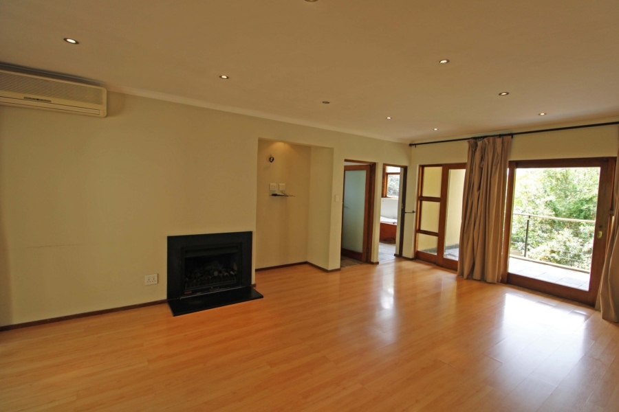 To Let 4 Bedroom Property for Rent in Bryanston Gauteng