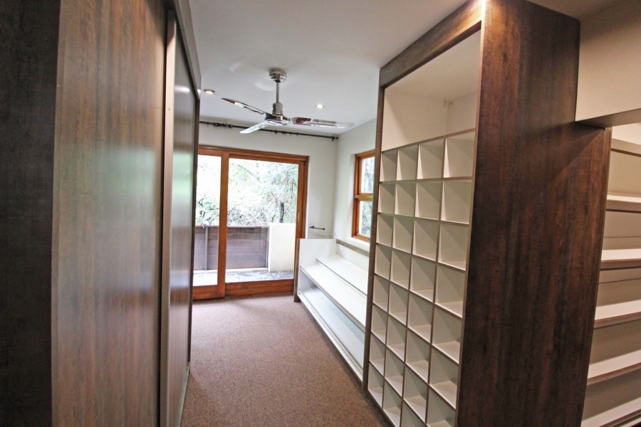 To Let 4 Bedroom Property for Rent in Bryanston Gauteng