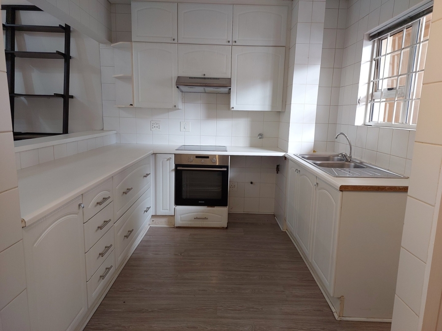 To Let 1 Bedroom Property for Rent in Riviera Gauteng