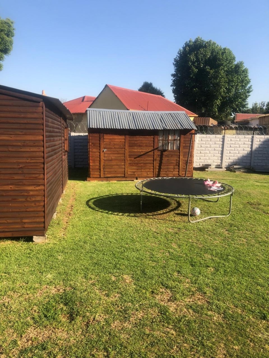 3 Bedroom Property for Sale in Brakpan Central Gauteng
