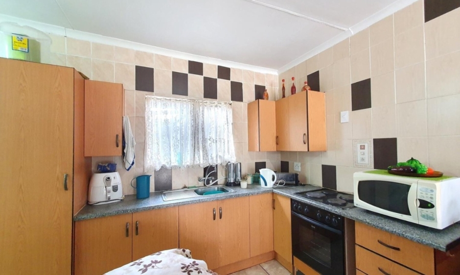 3 Bedroom Property for Sale in Sonland Park Gauteng