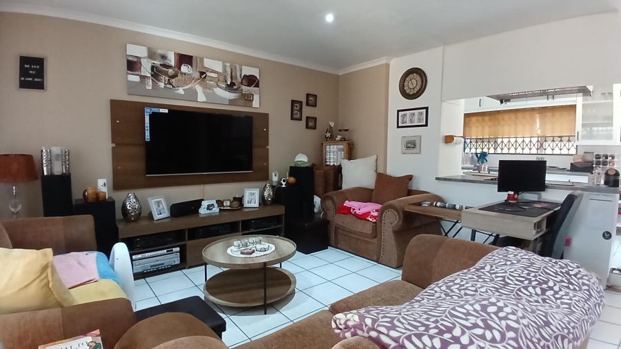 3 Bedroom Property for Sale in New Redruth Gauteng