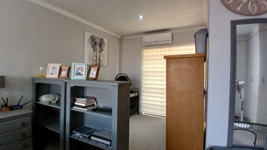 3 Bedroom Property for Sale in New Redruth Gauteng