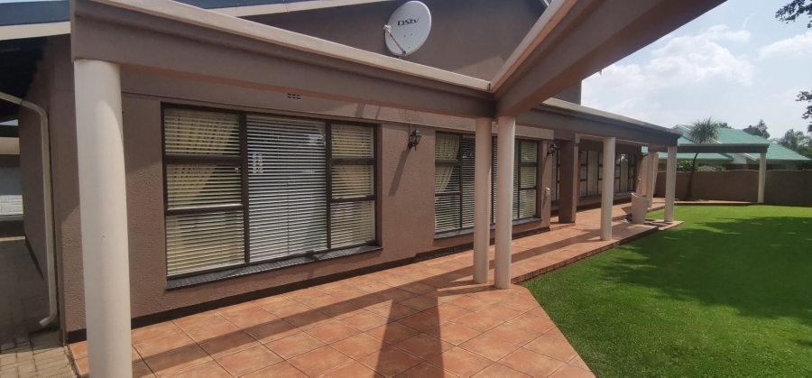 3 Bedroom Property for Sale in Dalpark Proper Gauteng