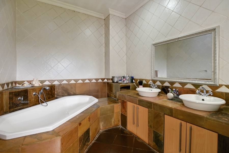 3 Bedroom Property for Sale in Kameeldrift East Gauteng