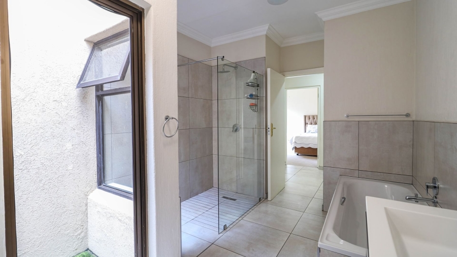 3 Bedroom Property for Sale in Glen Atholl Gauteng