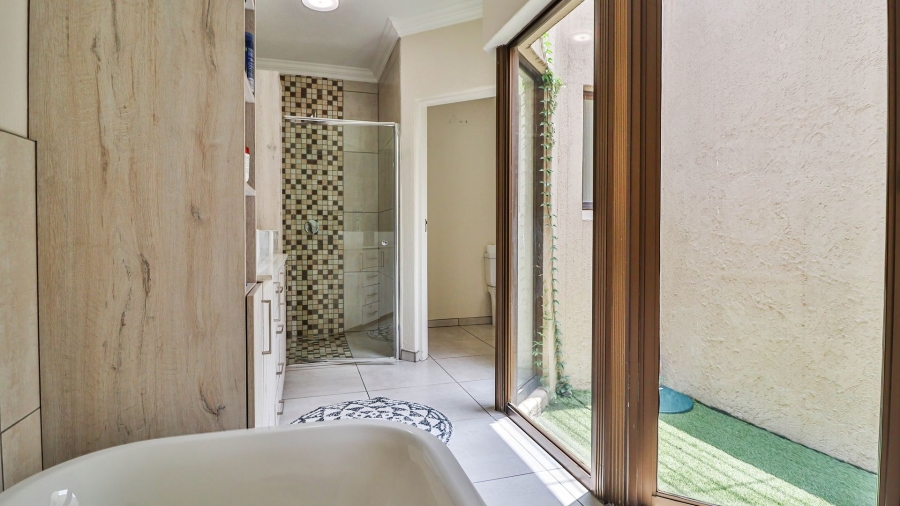 3 Bedroom Property for Sale in Glen Atholl Gauteng