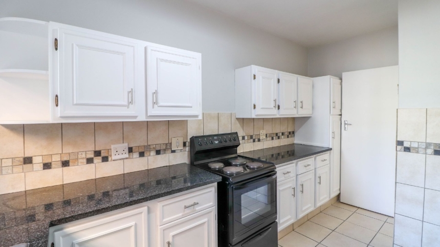 To Let 3 Bedroom Property for Rent in Strathavon Gauteng