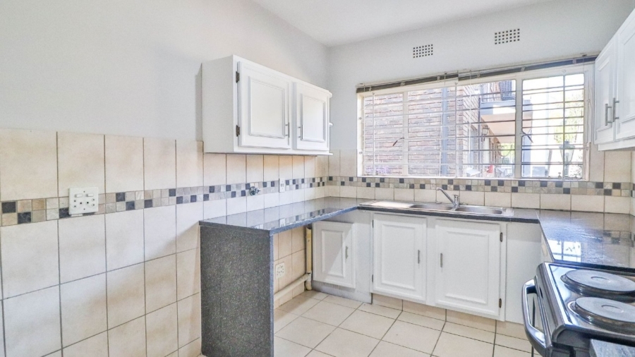 To Let 3 Bedroom Property for Rent in Strathavon Gauteng