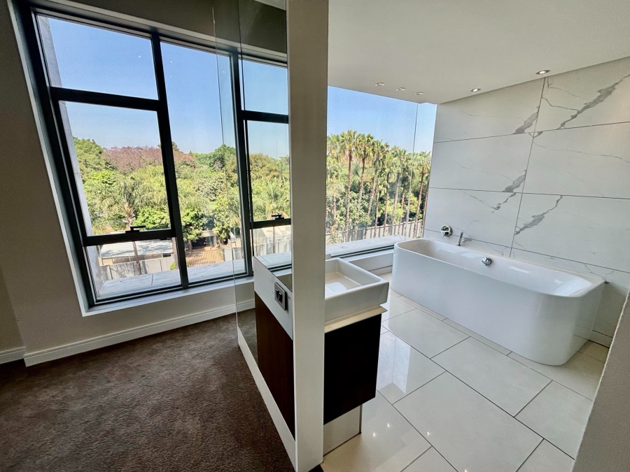 To Let 3 Bedroom Property for Rent in Sandton Central Gauteng