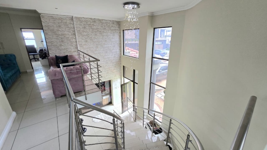 4 Bedroom Property for Sale in Blue Valley Golf Estate Gauteng