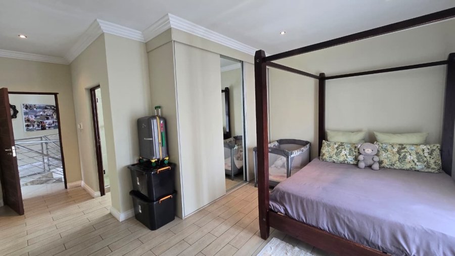 4 Bedroom Property for Sale in Blue Valley Golf Estate Gauteng