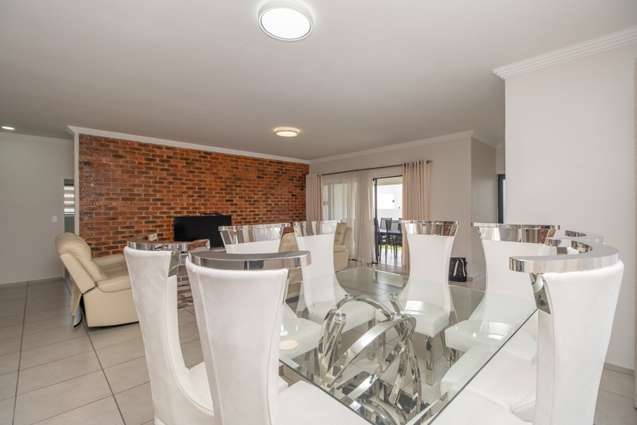 3 Bedroom Property for Sale in Diswilmar A H Gauteng