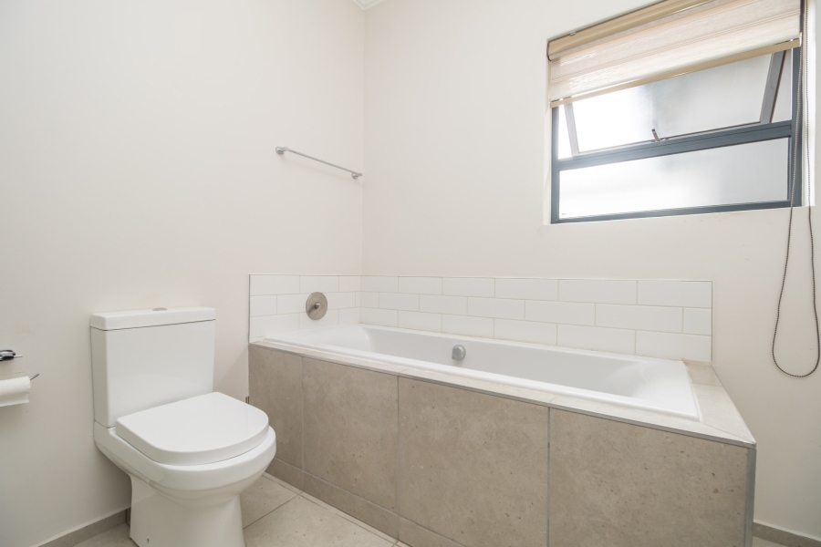 3 Bedroom Property for Sale in Diswilmar A H Gauteng