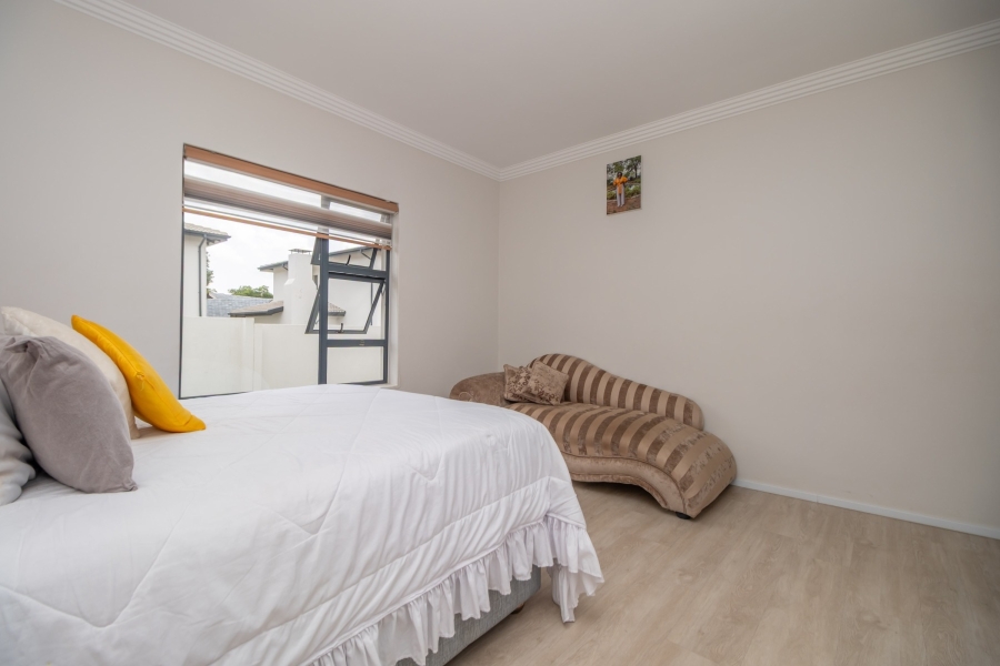 3 Bedroom Property for Sale in Diswilmar A H Gauteng