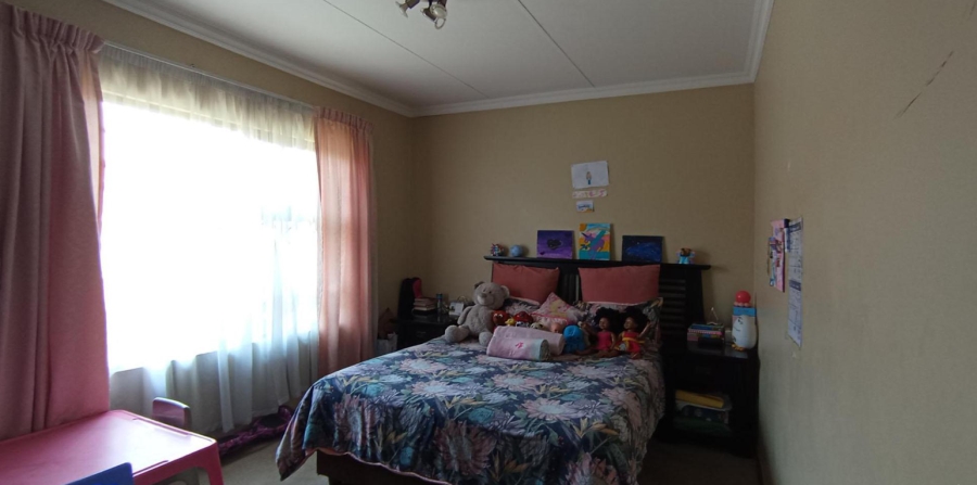 3 Bedroom Property for Sale in Noordwyk Gauteng