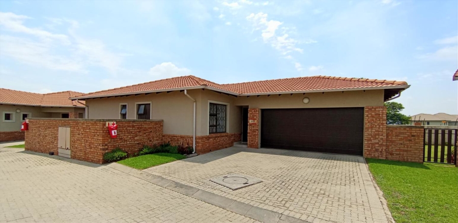 3 Bedroom Property for Sale in Noordwyk Gauteng