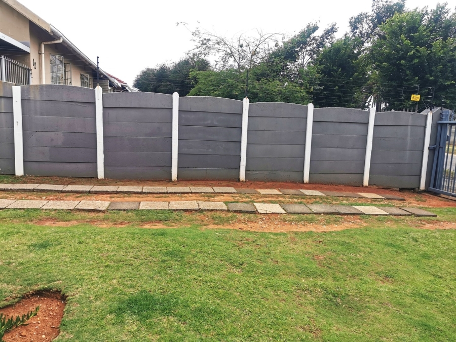 3 Bedroom Property for Sale in Gerdview Gauteng