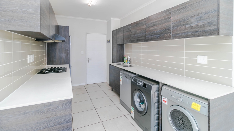 1 Bedroom Property for Sale in Olivedale Gauteng