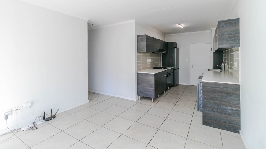 1 Bedroom Property for Sale in Olivedale Gauteng