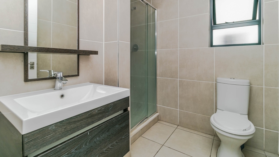 1 Bedroom Property for Sale in Olivedale Gauteng