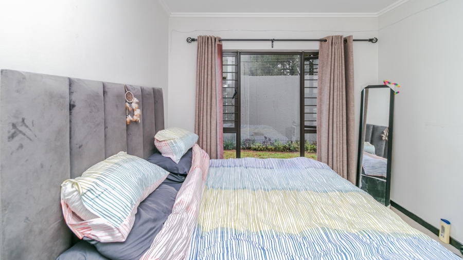 2 Bedroom Property for Sale in Barbeque Downs Gauteng