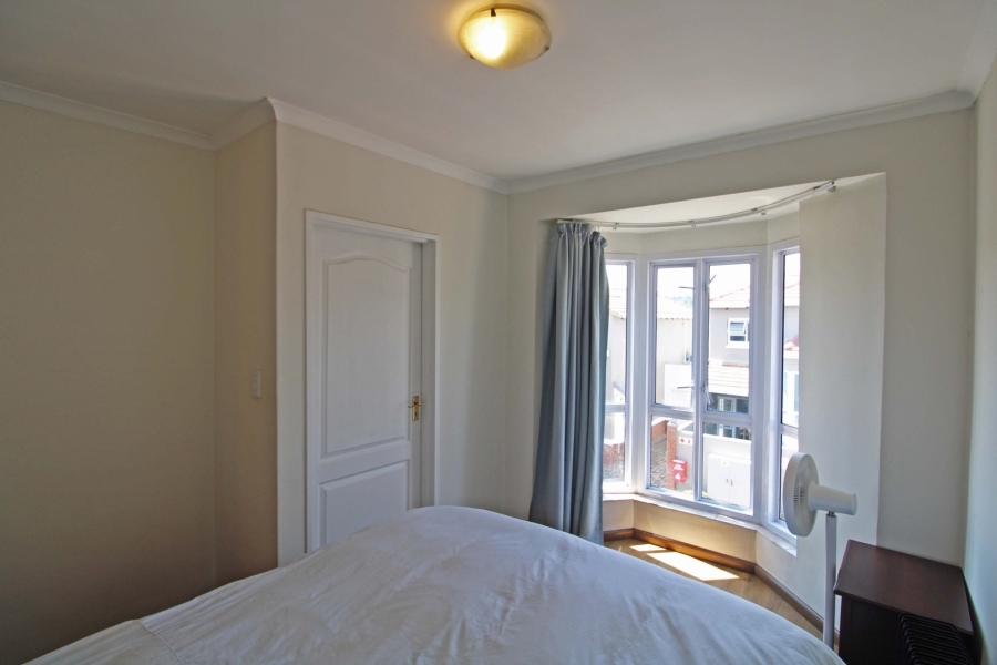 To Let 2 Bedroom Property for Rent in Bryanston Gauteng