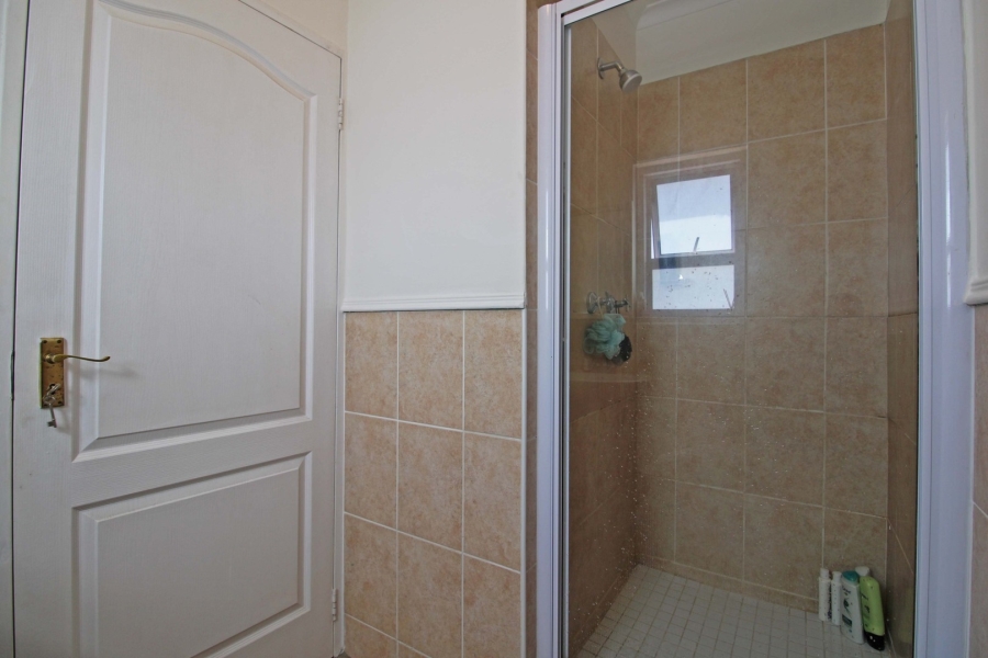 To Let 2 Bedroom Property for Rent in Bryanston Gauteng