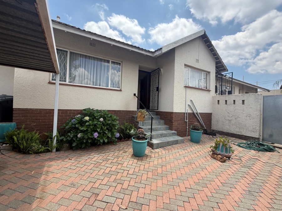 3 Bedroom Property for Sale in Alan Manor Gauteng