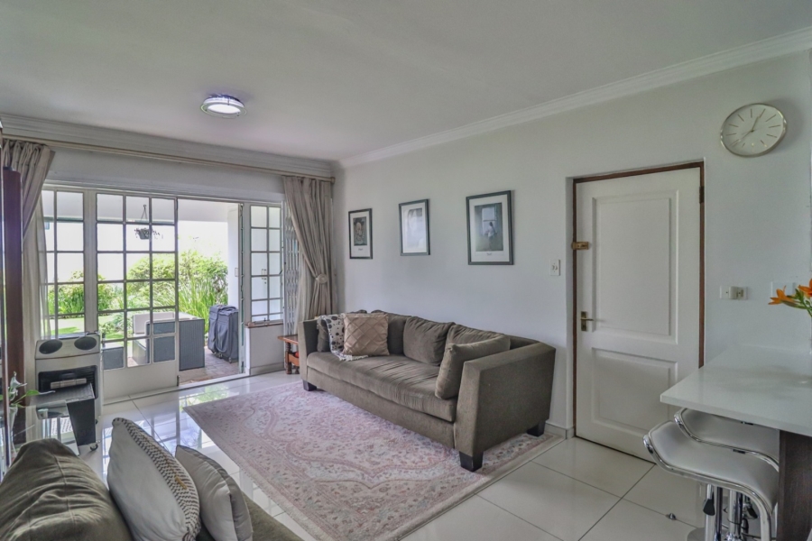 2 Bedroom Property for Sale in Dunkeld Gauteng