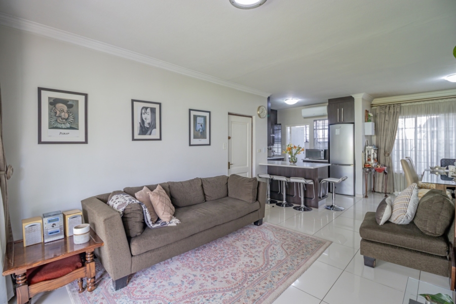 2 Bedroom Property for Sale in Dunkeld Gauteng