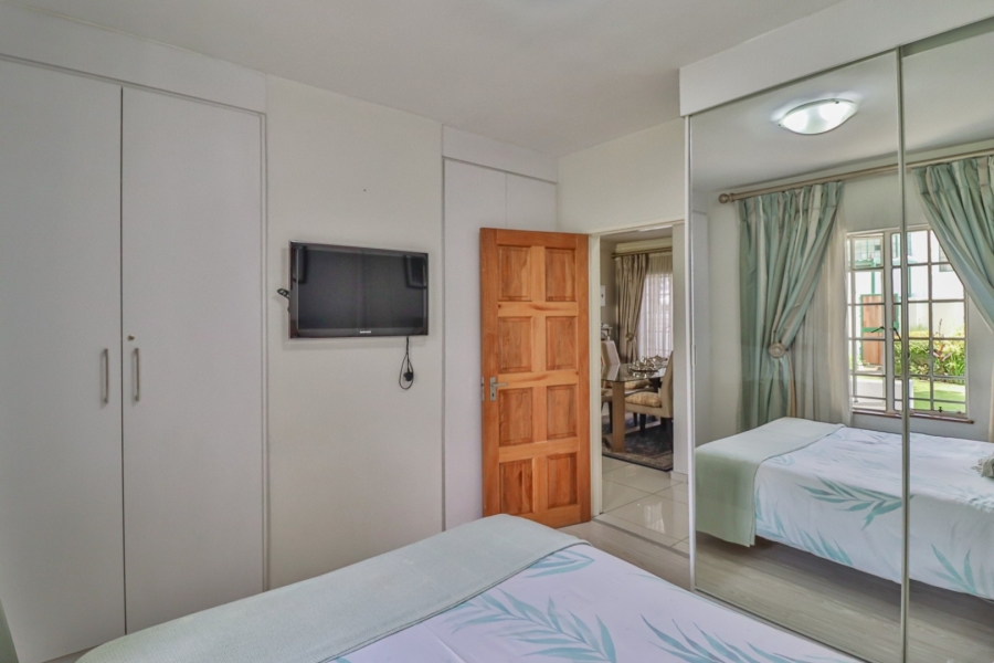 2 Bedroom Property for Sale in Dunkeld Gauteng